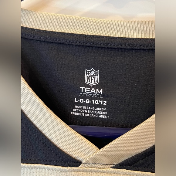 NFL NEW ORLEANS SAINTS shorts sleeve, V-neck shirt Large 10/12 Black & Gold - Picture 3 of 9